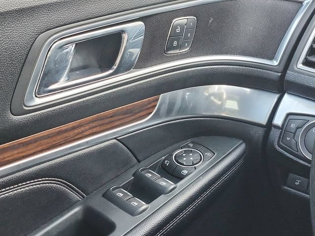 Certified 2018 Ford Explorer Limited w/ Equipment Group 301A AWD/4WD image 11