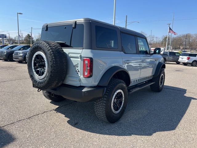 Certified 2022 Ford Bronco Outer Banks w/ Sasquatch Package AWD/4WD image 4