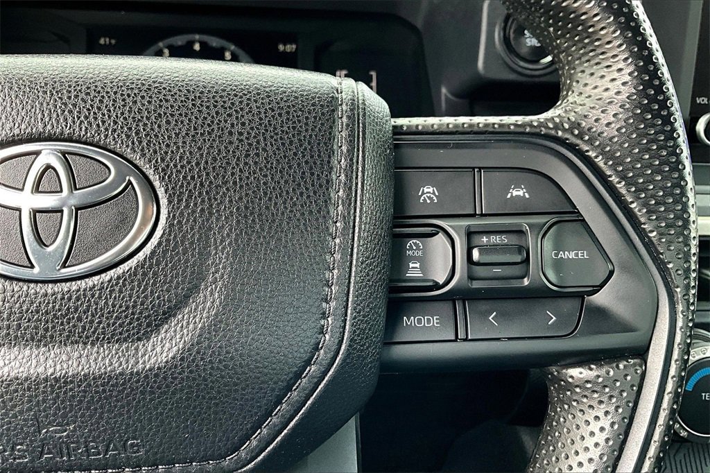 Used 2024 Toyota Tacoma SR image 17