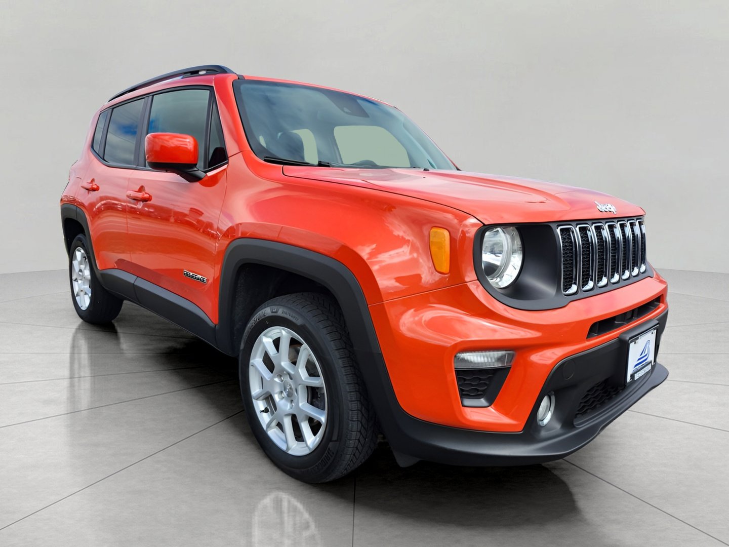 Used 2021 Jeep Renegade Latitude w/ Convenience Group image 1