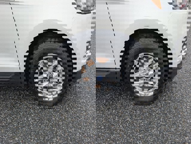 Certified 2022 Ford Edge SEL w/ Convenience Package AWD/4WD image 9