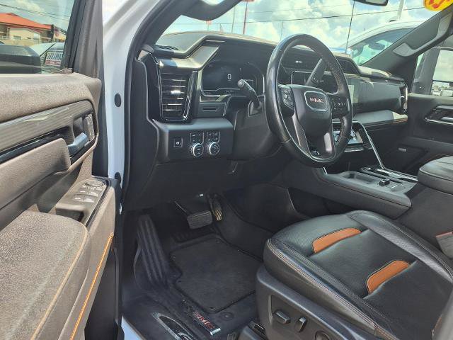 Used 2025 GMC Sierra 2500 AT4 AWD/4WD image 8