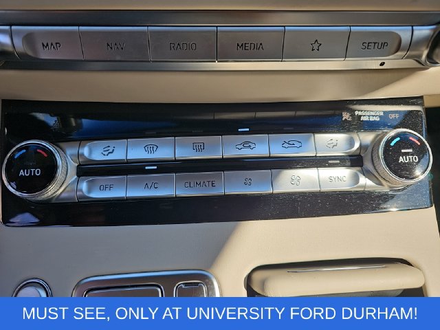 Used 2020 Genesis G90 3.3T Premium RWD image 25