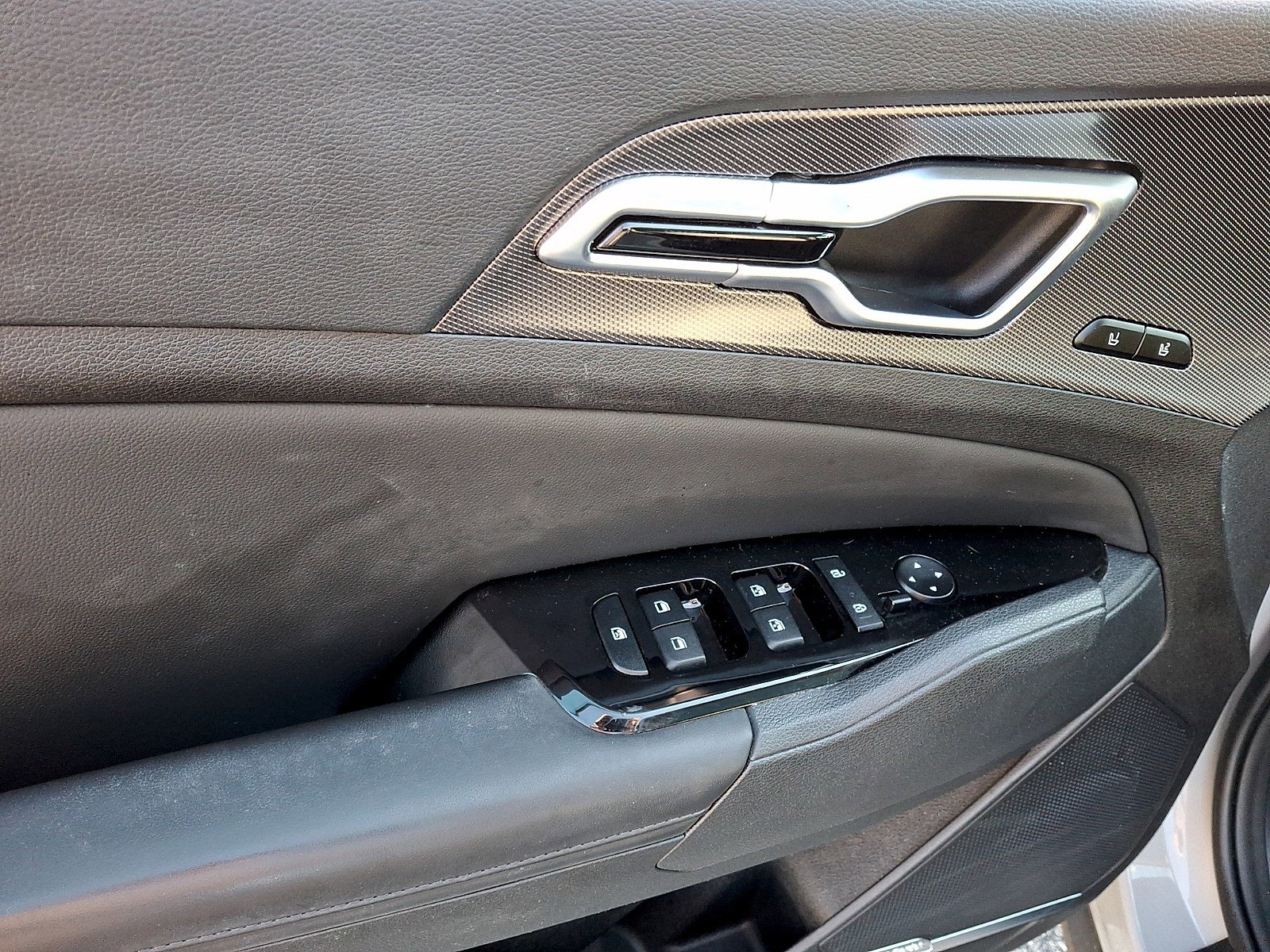 Used 2023 Kia Sportage SX FWD image 11