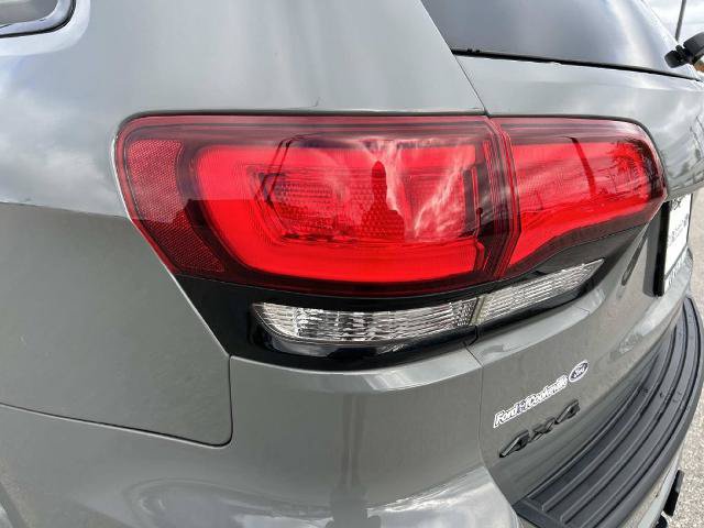 Used 2021 Jeep Grand Cherokee Laredo X AWD/4WD image 11