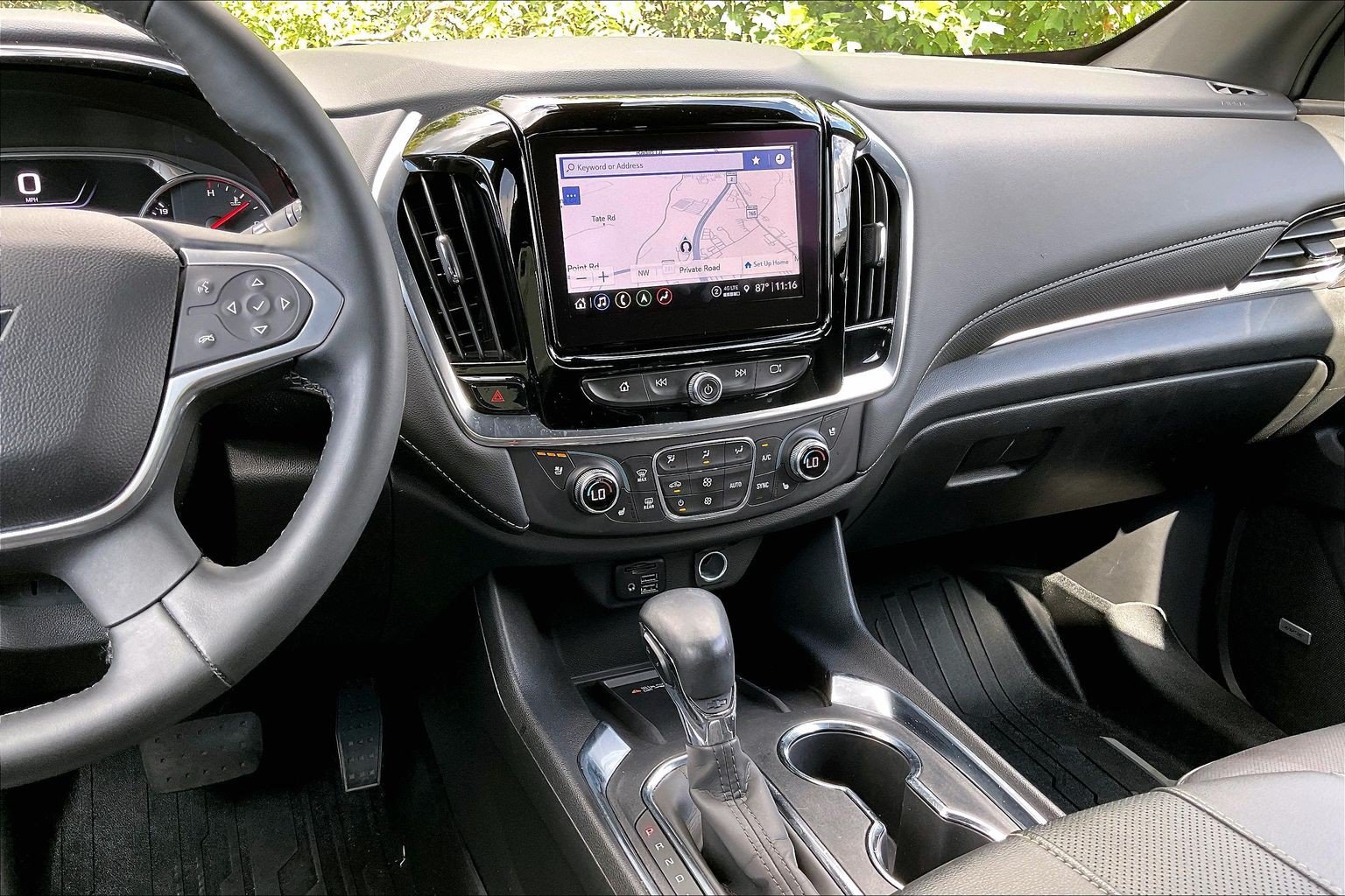 Used 2023 Chevrolet Traverse Premier AWD/4WD image 6