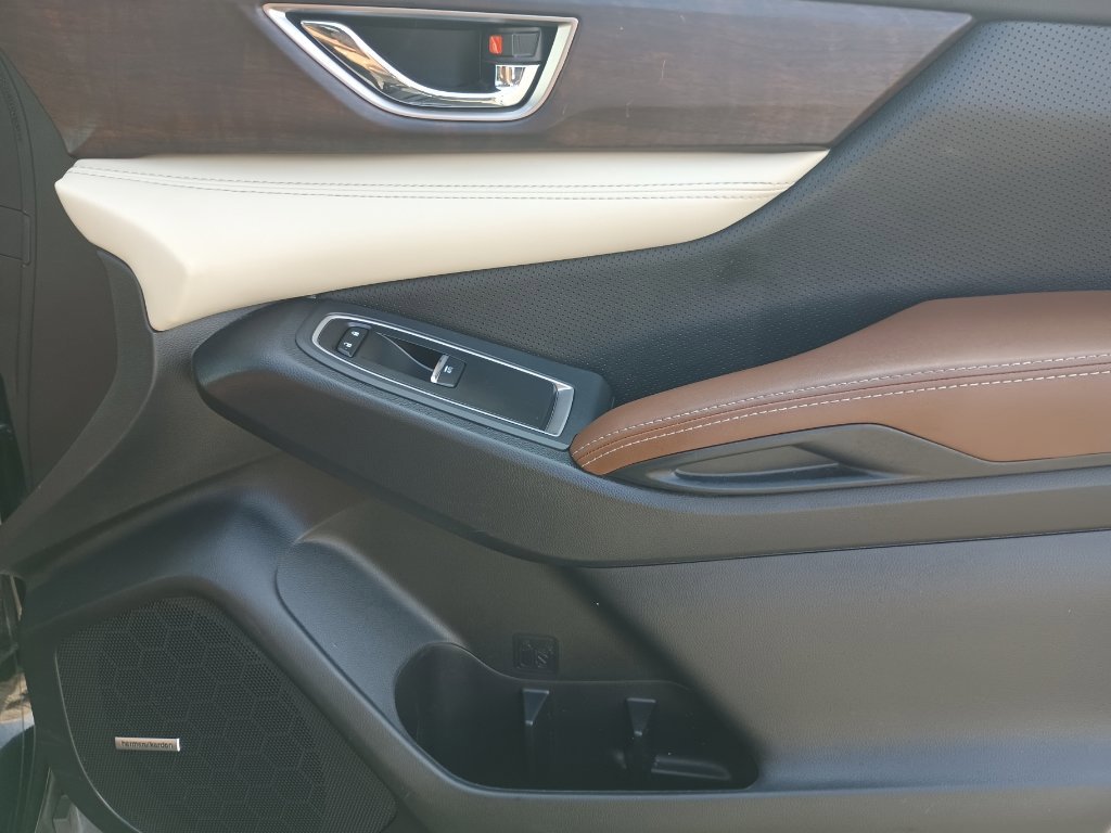 Used 2022 Subaru Ascent Touring AWD/4WD image 32