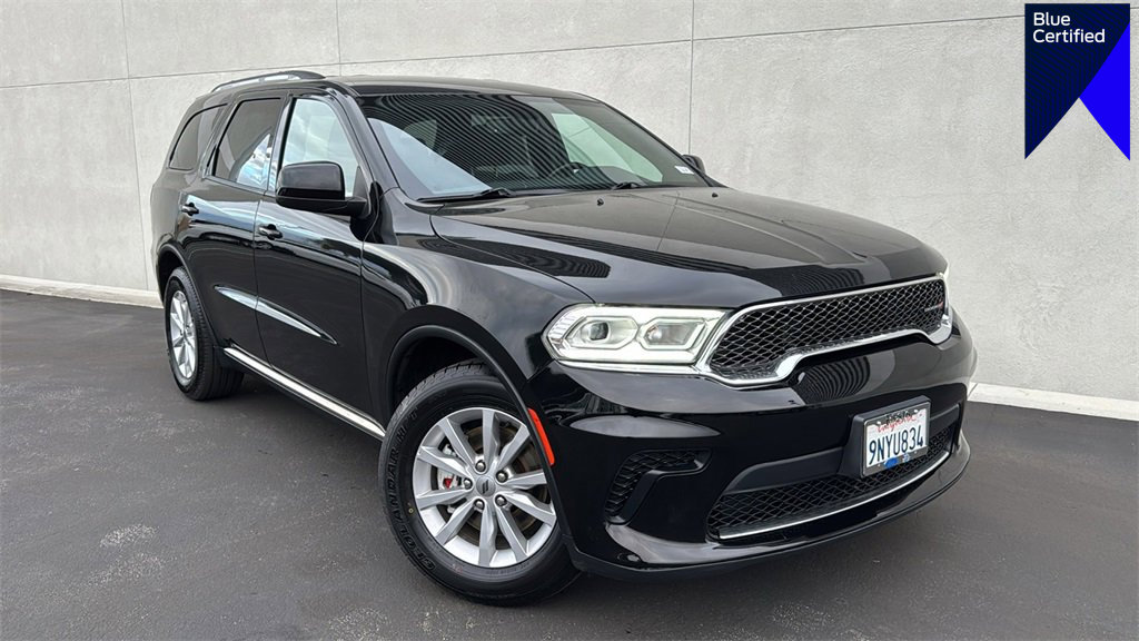 Used 2023 Dodge Durango SXT image 1