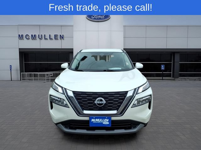 Used 2023 Nissan Rogue SV AWD/4WD image 2