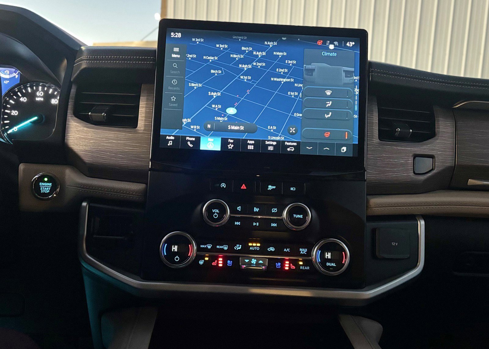 Certified 2024 Ford Expedition Max Limited AWD/4WD image 40