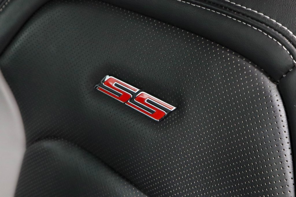 Used 2019 Chevrolet Camaro SS image 25