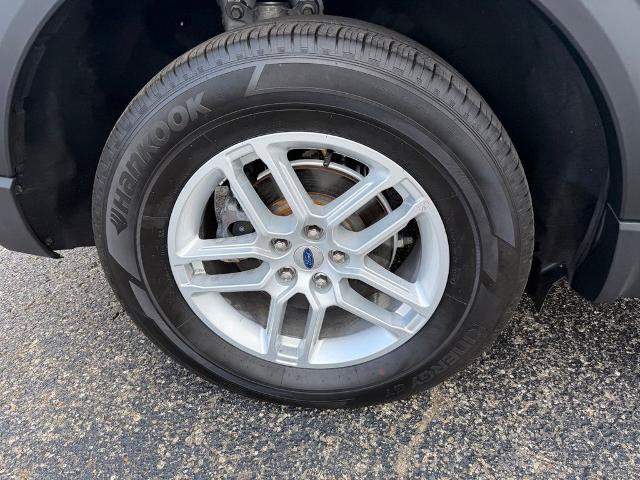Certified 2025 Ford Explorer Active AWD/4WD image 34