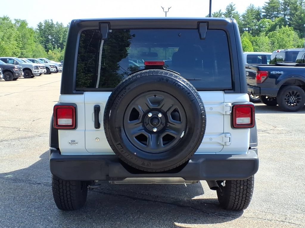 Used 2023 Jeep Wrangler Unlimited Sport AWD/4WD image 5