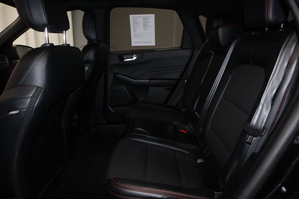 Certified 2025 Ford Escape ST-Line AWD/4WD image 21