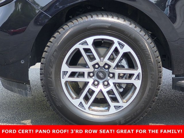 Certified 2025 Ford Expedition Active AWD/4WD image 9