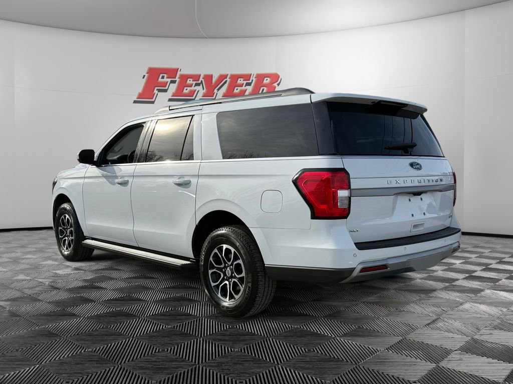 Certified 2024 Ford Expedition Max XLT RWD image 3
