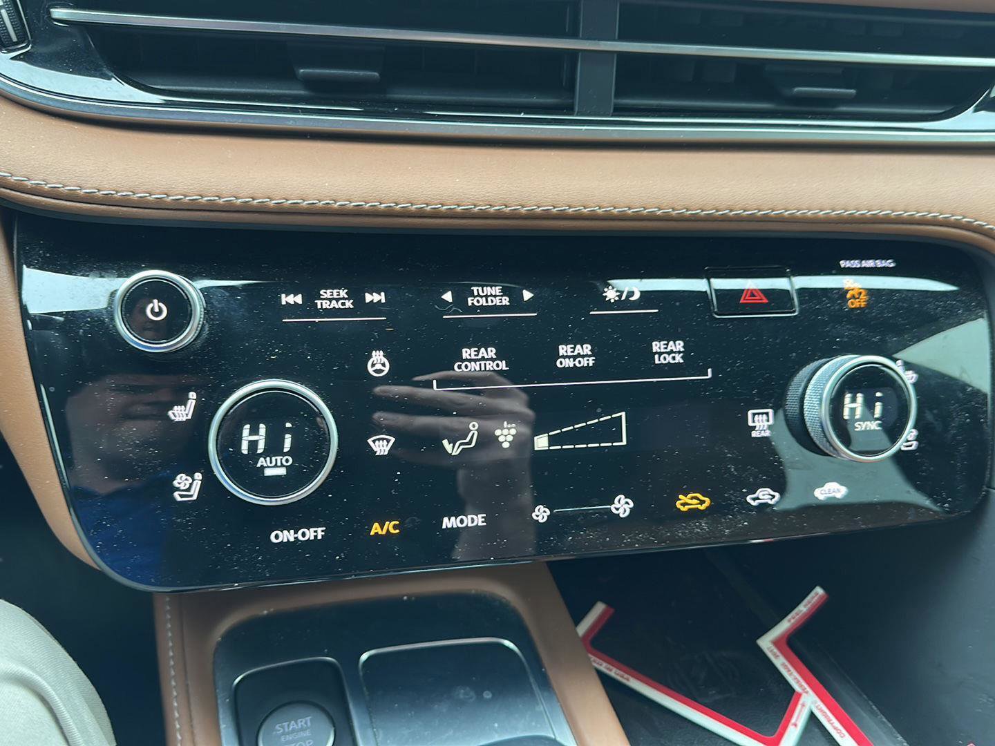 Used 2025 INFINITI QX60 Autograph w/ Cargo Package image 17