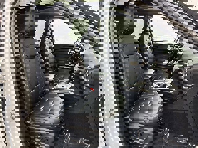 Certified 2023 Ford Explorer XLT w/ Equipment Group 202A image 17