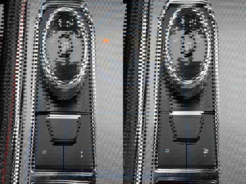 Certified 2020 Ford Expedition Limited w/ Equipment Group 303A image 20