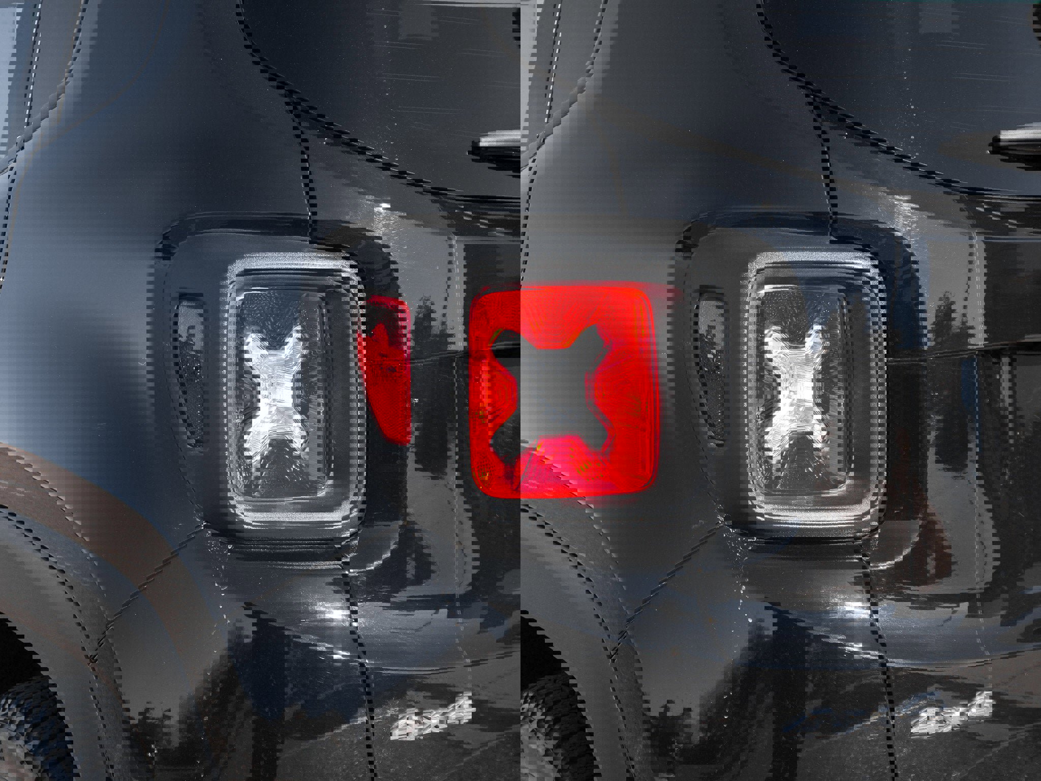 Used 2021 Jeep Renegade Latitude w/ Convenience Group image 18