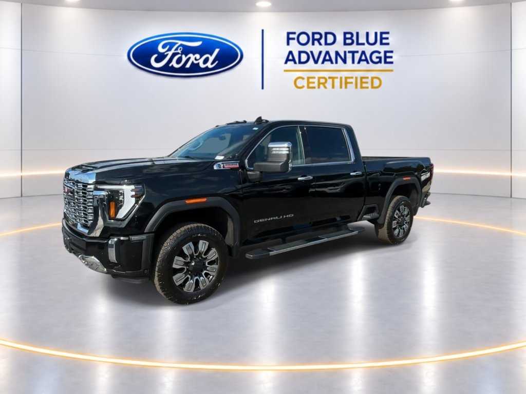 Used 2024 GMC Sierra 2500 Denali w/ Denali Reserve Package AWD/4WD image 4