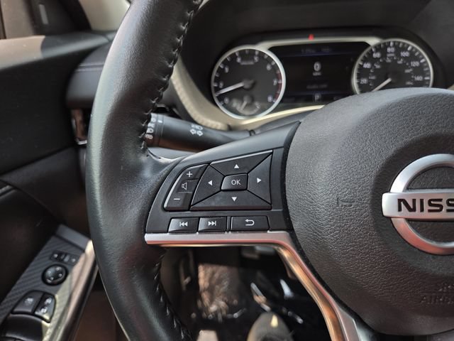 Used 2023 Nissan Sentra SV FWD image 22