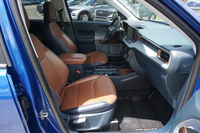 Certified 2024 Ford Maverick Lariat FWD image 3