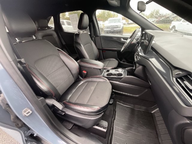 Certified 2024 Ford Escape ST-Line w/ Tech Pack #1 AWD/4WD image 25
