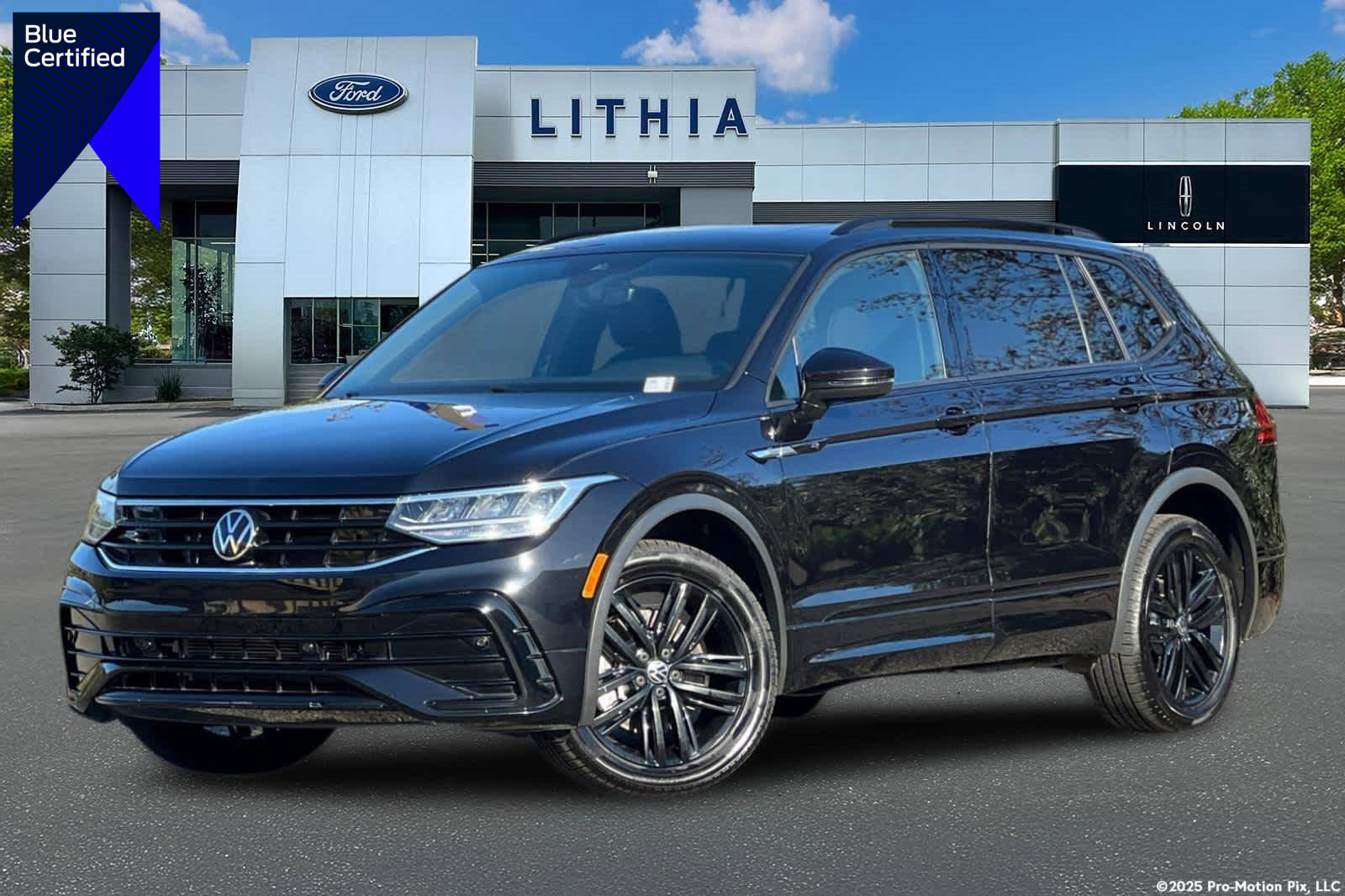 Used 2022 Volkswagen Tiguan SE R-Line