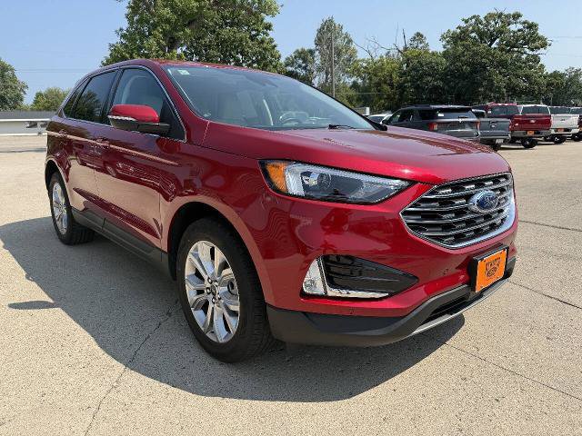 Certified 2023 Ford Edge Titanium AWD/4WD image 10
