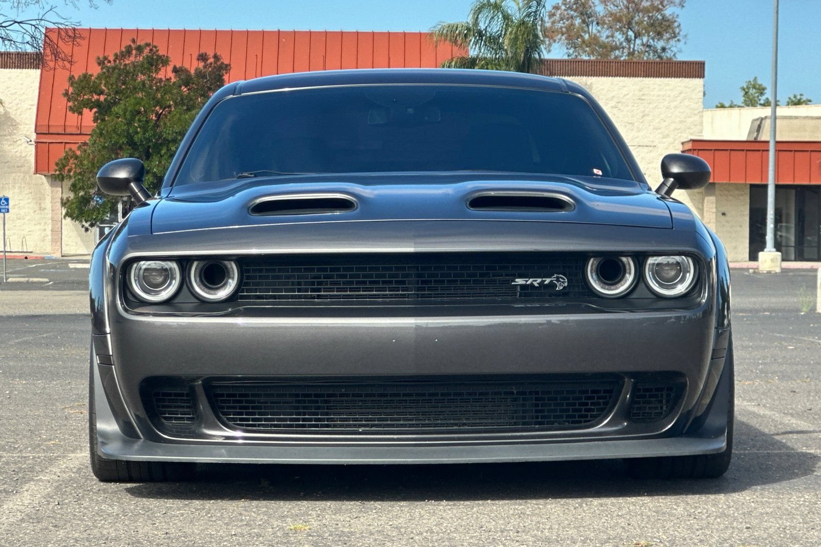 Used 2018 Dodge Challenger SRT Hellcat RWD image 9