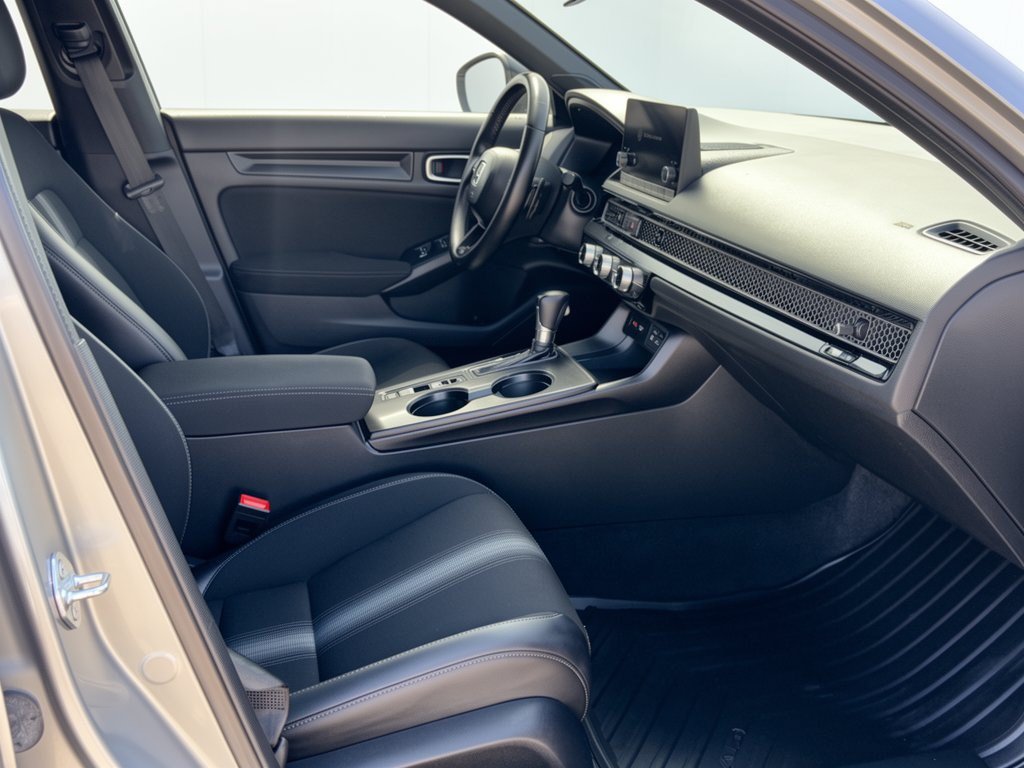 Used 2023 Honda Civic Sport image 29