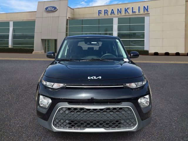 Used 2022 Kia Soul LX w/ Technology Package FWD image 2