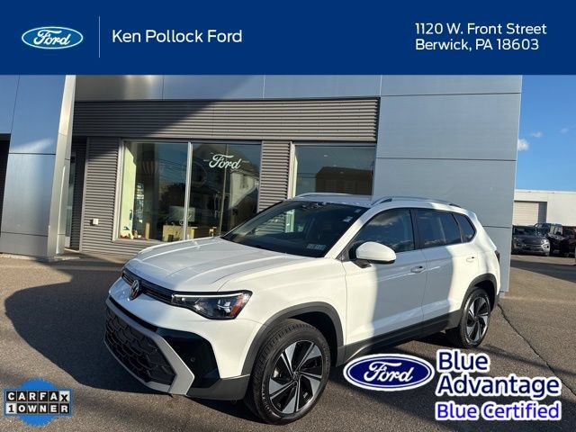 Used 2025 Volkswagen Taos SE AWD/4WD image 1