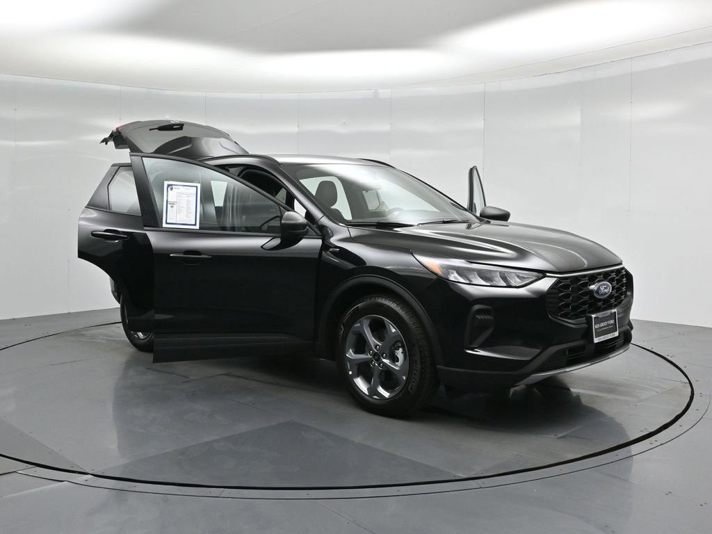 Certified 2025 Ford Escape ST-Line image 31