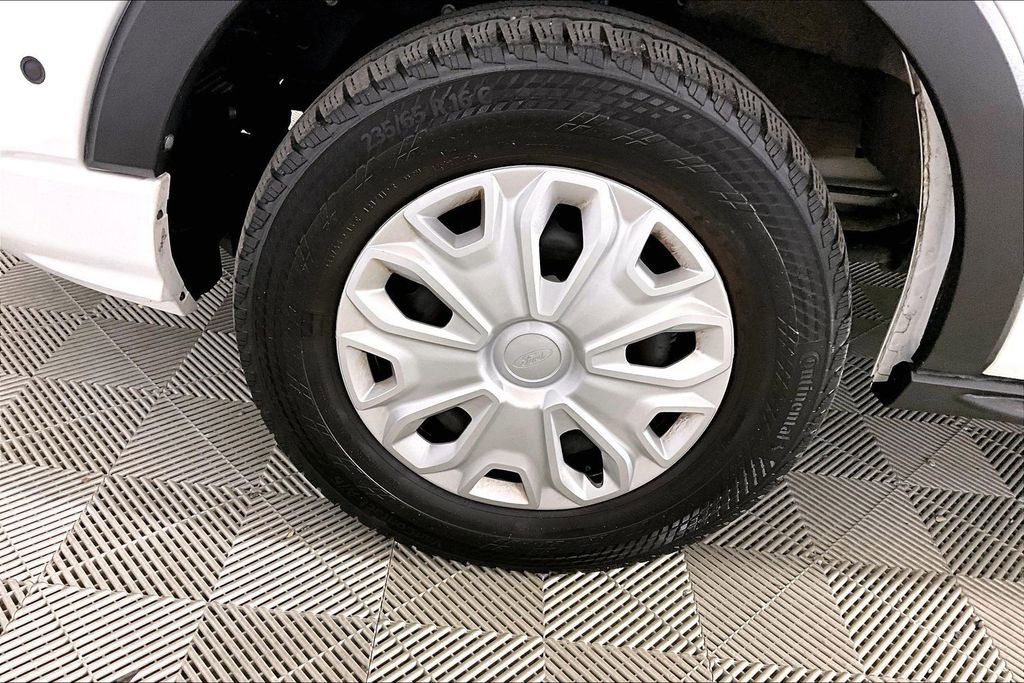 Certified 2024 Ford Transit 350 XLT RWD image 7
