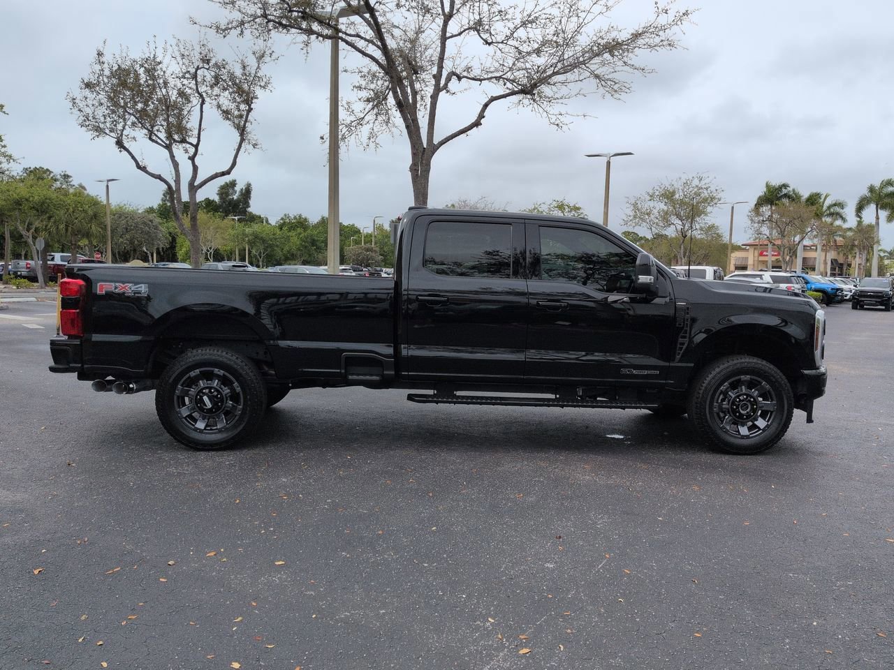 Certified 2024 Ford F350 Lariat w/ Lariat Ultimate Package image 6