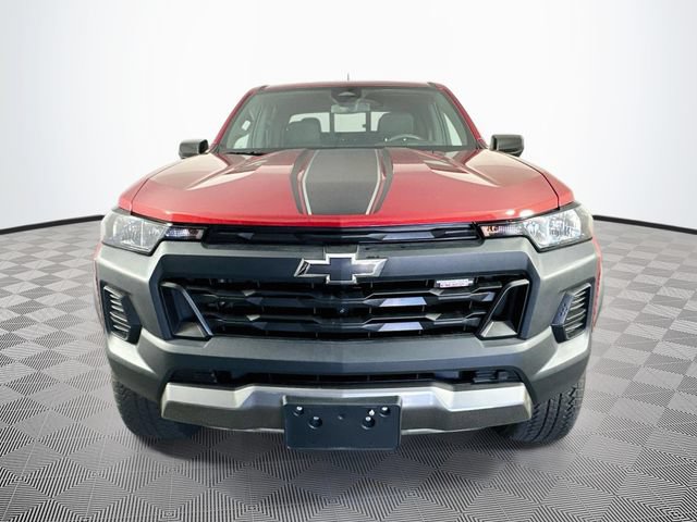 Used 2024 Chevrolet Colorado Trail Boss w/ LPO, Dark Essentials Package AWD/4WD image 5
