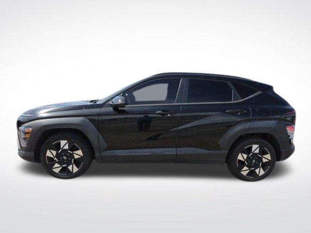 Used 2024 Hyundai Kona SEL w/ Convenience Package FWD image 8