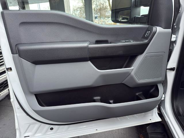 Certified 2023 Ford F550 4x4 Regular Cab Super Duty image 11