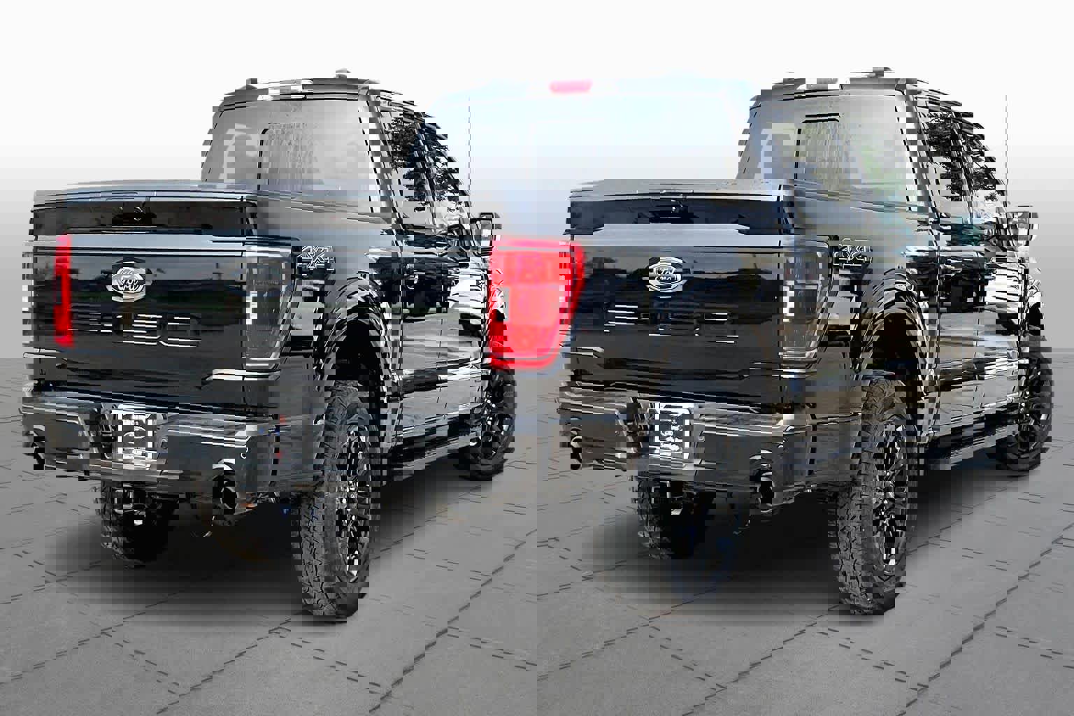 Certified 2023 Ford F150 XLT w/ Equipment Group 302A High image 13