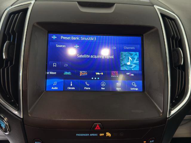 Certified 2020 Ford Edge Titanium FWD image 4
