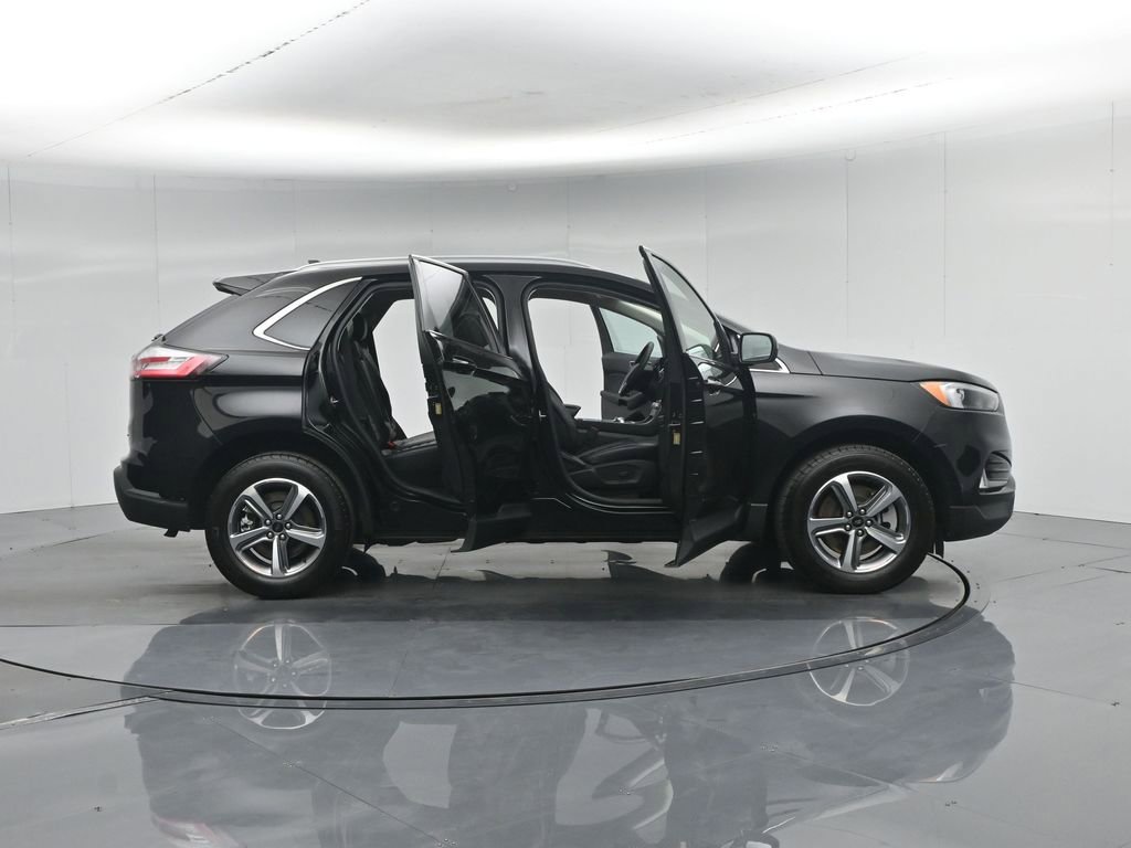 Certified 2024 Ford Edge SEL w/ Convenience Package AWD/4WD image 37