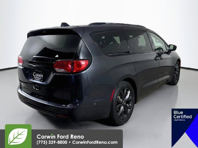 Used 2020 Chrysler Pacifica Touring-L Plus FWD image 10