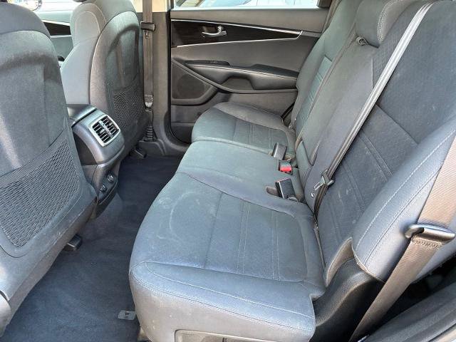 Used 2020 Kia Sorento LX w/ LX I4 Convenience Package FWD image 15