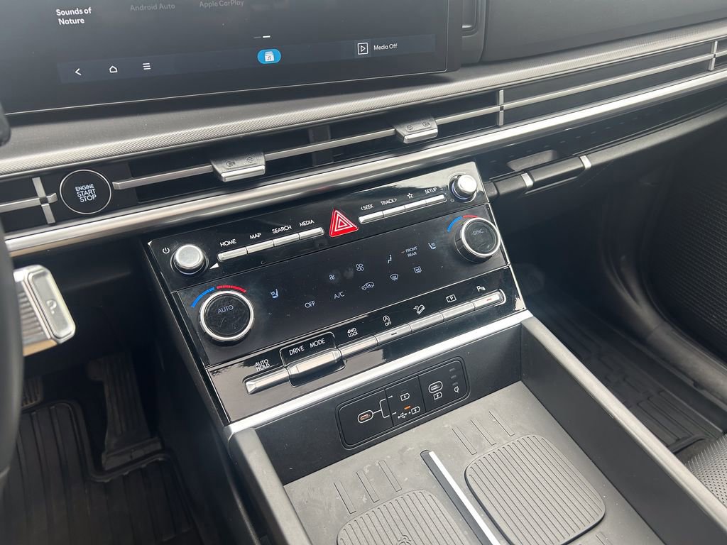Used 2025 Hyundai Santa Fe XRT image 30