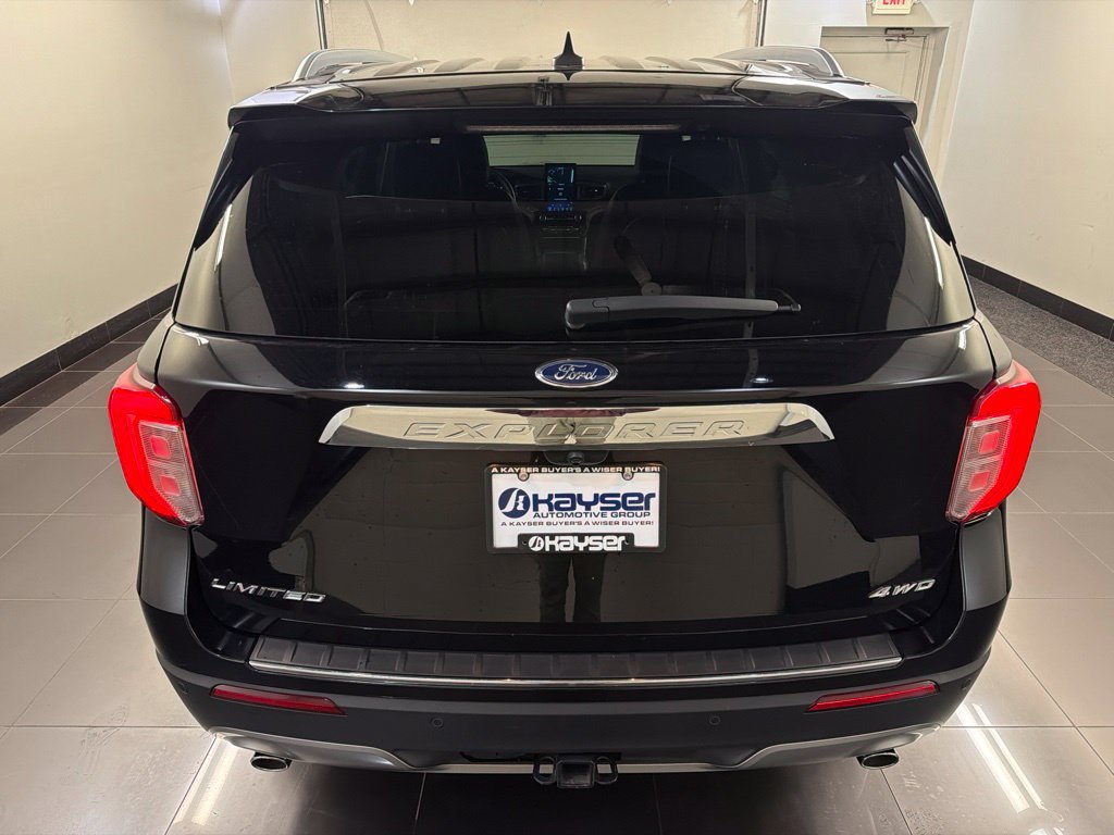 Certified 2022 Ford Explorer Limited w/ Limited Technology Package AWD/4WD image 5