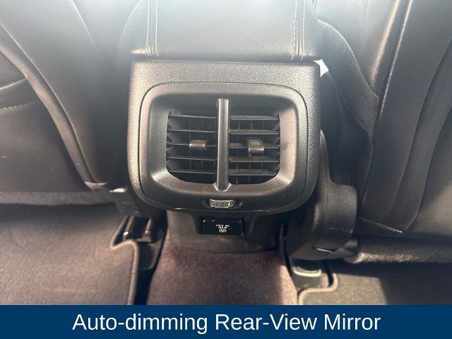 Used 2017 Jeep Cherokee Limited FWD image 24
