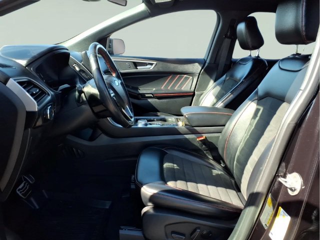 Certified 2024 Ford Edge ST-Line AWD/4WD image 17