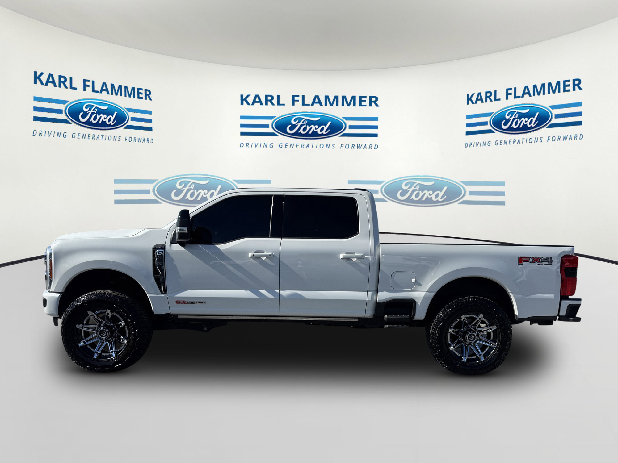 Certified 2025 Ford F250 Platinum AWD/4WD image 5